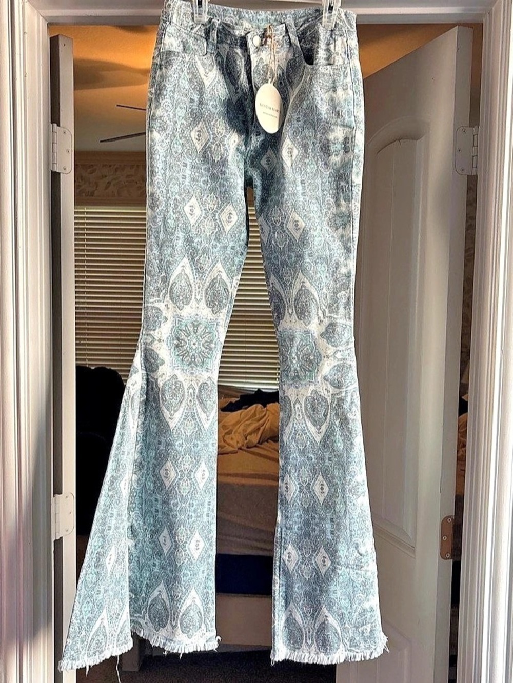 Western Medallion Aqua Blue Flare Jeans Geometric Flare Jeans in Blue Size